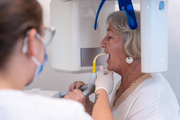 Best Walk-In Emergency Dentist in High Rolls, NM